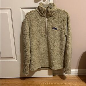 Patagonia Women's Tan Fleece Zip Up Jacket